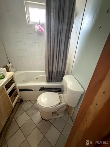 6 James Street, South River, NJ 08882
