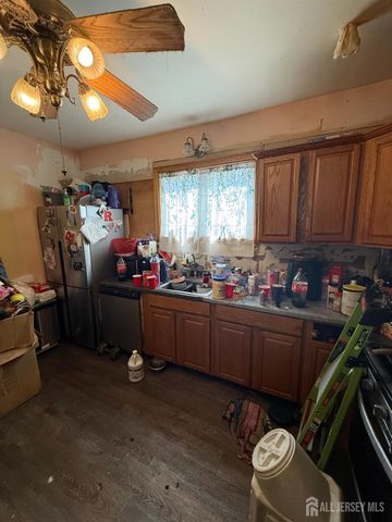 6 James Street, South River, NJ 08882