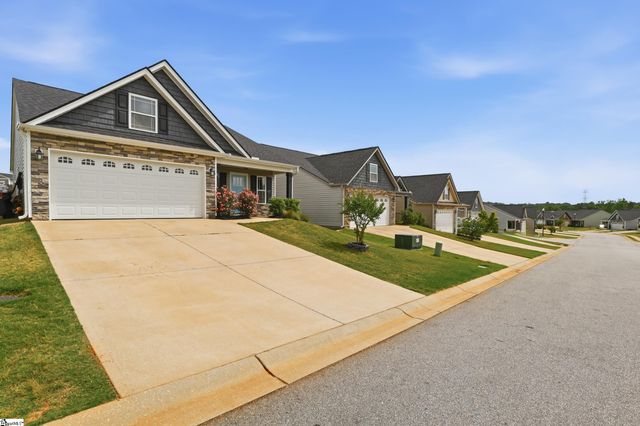 405 Thomas Edwards Lane, Greer, SC 29651