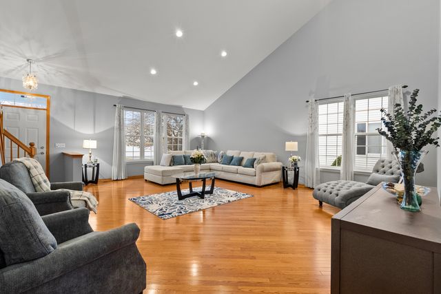 782 S Baldwin Lane, Romeoville, IL 60446