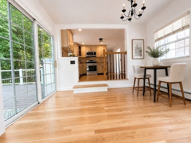 14 Appletree Rd, Tewksbury, MA 01876