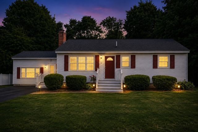 14 Appletree Rd, Tewksbury, MA 01876