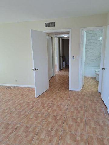 9330 SW 61st Way D, Boca Raton, FL 33428
