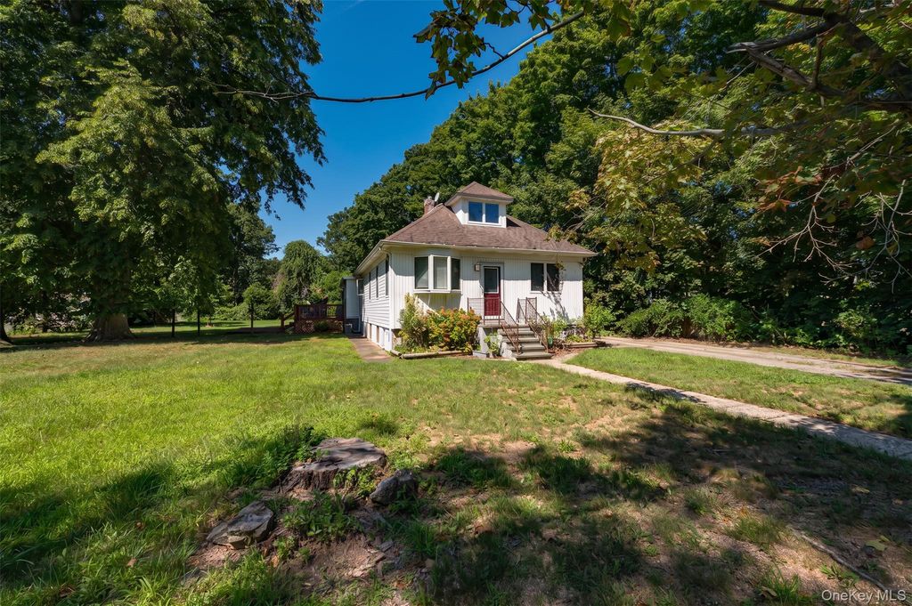 2780 Cedar Avenue, Ronkonkoma, NY 11779 — photo 2