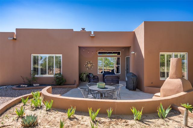 7 Westwind, Santa Fe, NM 87508