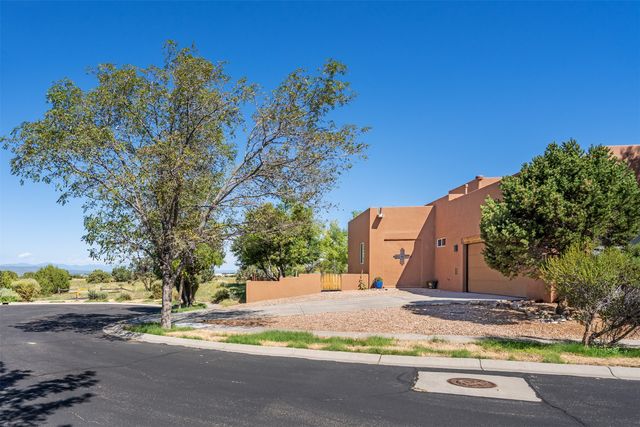 7 Westwind, Santa Fe, NM 87508