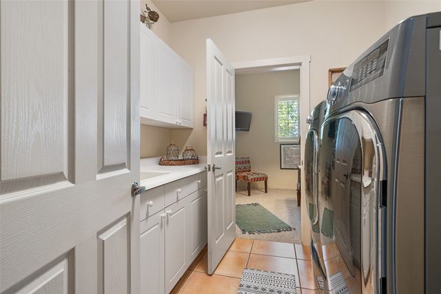 7 Westwind, Santa Fe, NM 87508