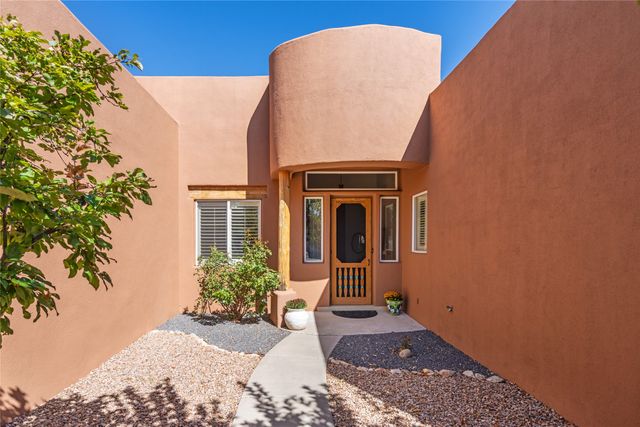 7 Westwind, Santa Fe, NM 87508