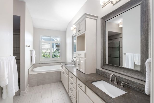 14142 E Rockhill Ct, Wichita, KS 67230