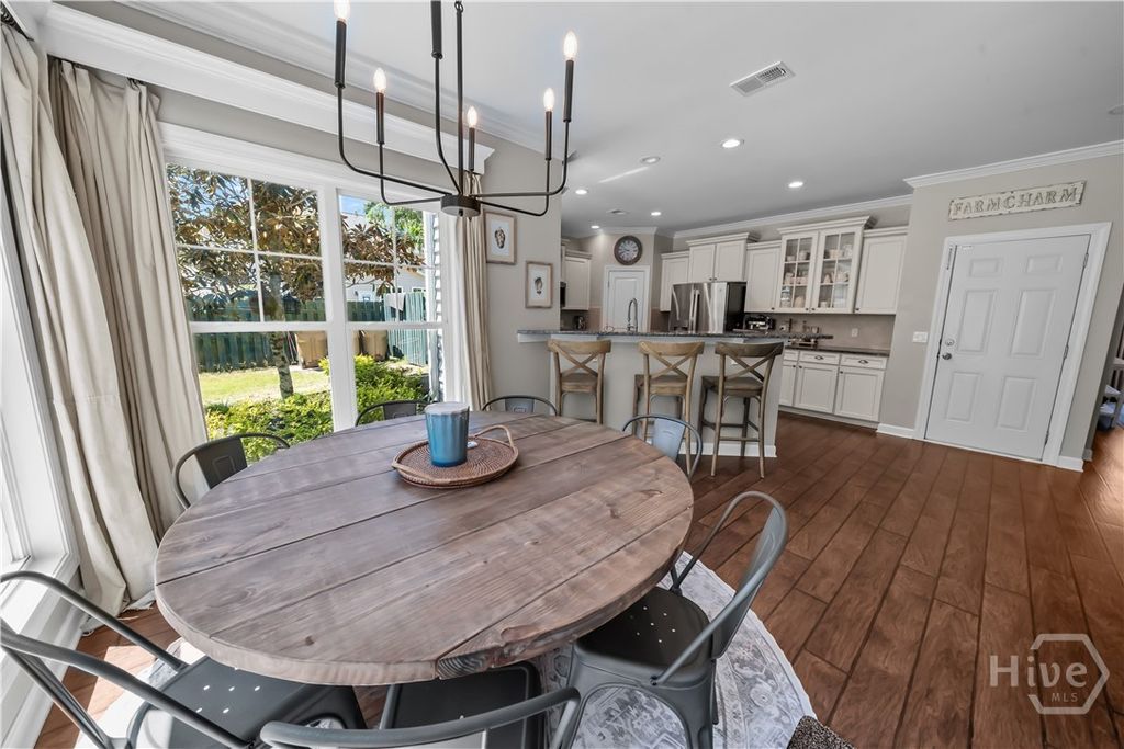 Image 9 of property listing at 240 Kingswood Drive, Richmond Hill, GA 31324