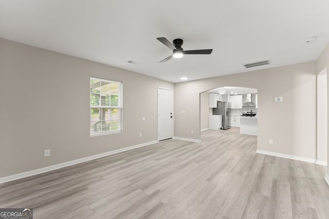 239 E Currahee Street, Toccoa, GA 30577