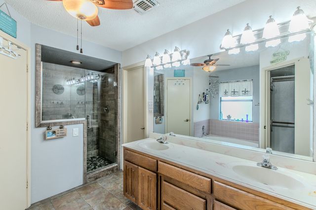 127 Mcalister Road, Burleson, TX 76028