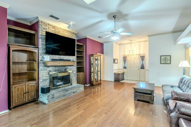 127 Mcalister Road, Burleson, TX 76028