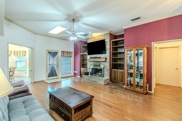127 Mcalister Road, Burleson, TX 76028