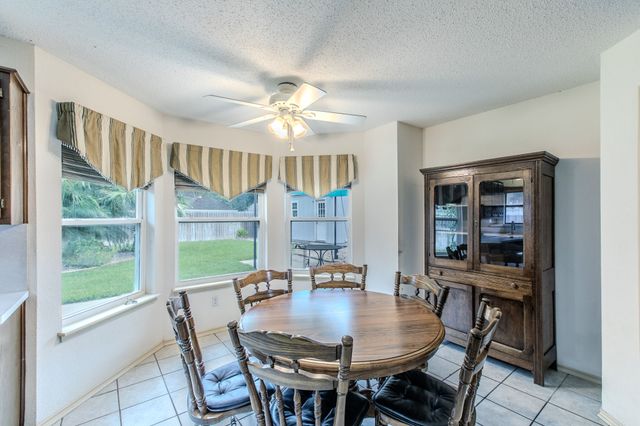 127 Mcalister Road, Burleson, TX 76028