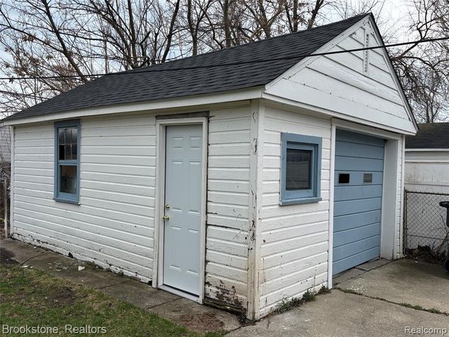 10222 Beaconsfield Street, Detroit, MI 48224