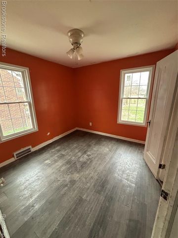 10222 Beaconsfield Street, Detroit, MI 48224