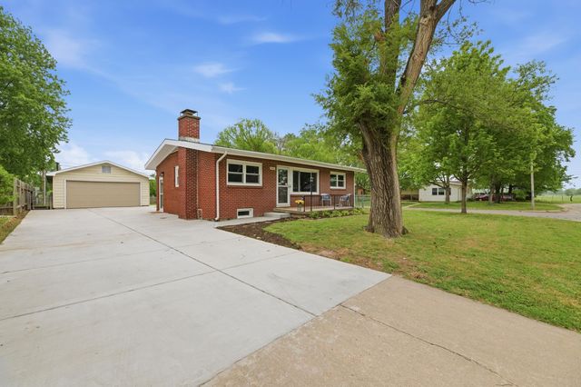434 S Western Ave, Haysville, KS 67060