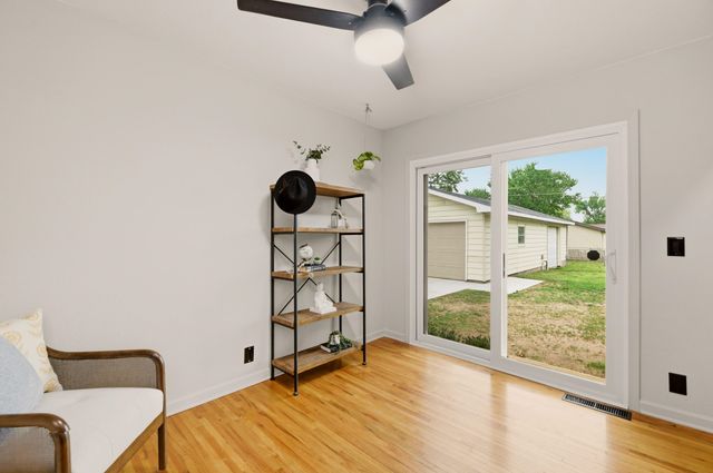 434 S Western Ave, Haysville, KS 67060