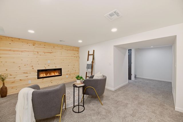 434 S Western Ave, Haysville, KS 67060