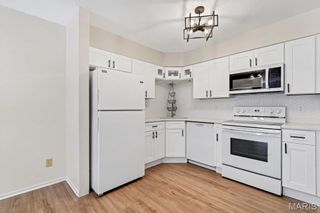 2744 Blackforest Drive, Oakville, MO 63129