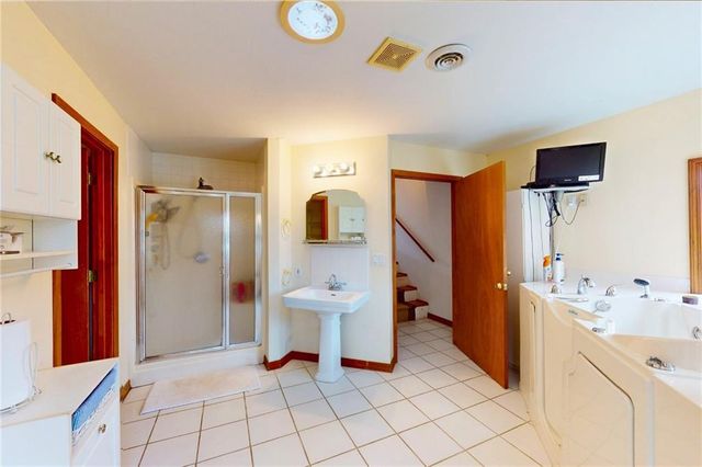 22535 S 1408th Road, Moundville, MO 64771