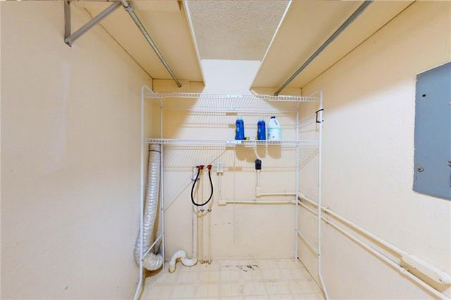 22535 S 1408th Road, Moundville, MO 64771