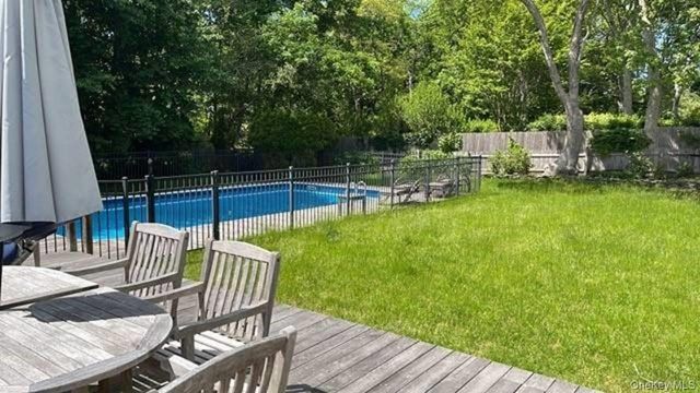 35 Maple Street, Westhampton Beach, NY 11978