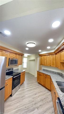 4903 Cypress Point CIR, Virginia Beach, VA 23455