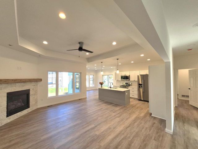 3360 E Grange AVENUE, Cudahy, WI 53110