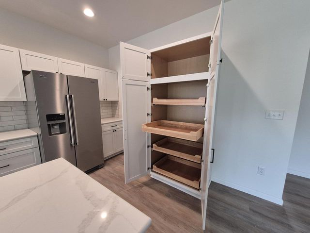 3360 E Grange AVENUE, Cudahy, WI 53110