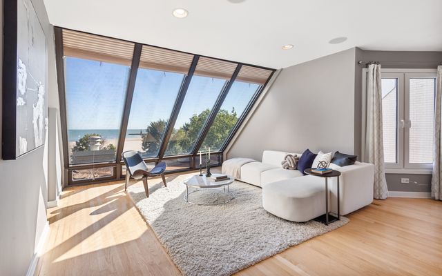 5747 N Sheridan Road GH, Chicago, IL 60660