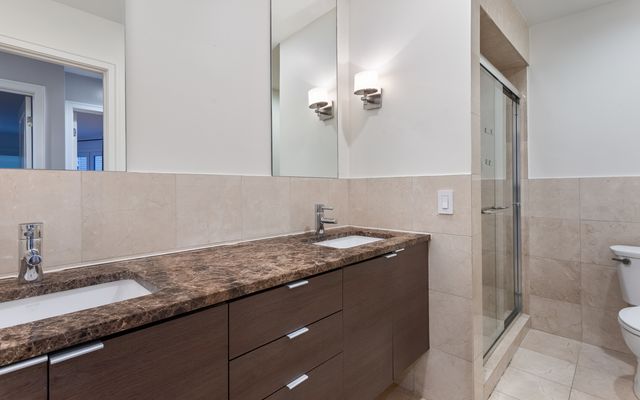 5747 N Sheridan Road GH, Chicago, IL 60660