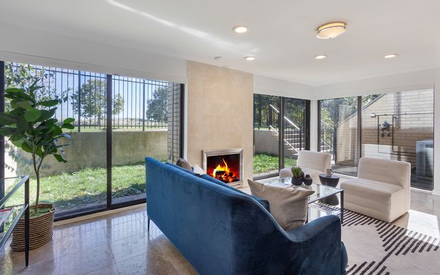 5747 N Sheridan Road GH, Chicago, IL 60660