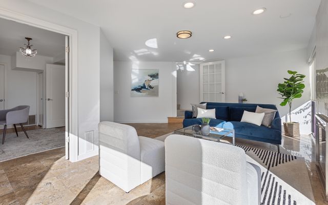 5747 N Sheridan Road GH, Chicago, IL 60660