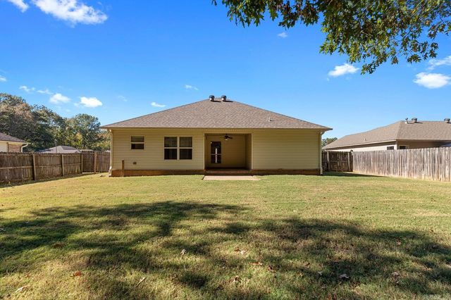 84 Seminole Circle, Austin, AR 72007