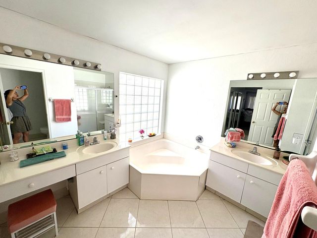 3771 Newport Avenue, Boynton Beach, FL 33436