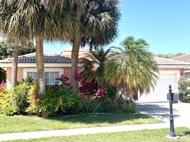 3771 Newport Avenue, Boynton Beach, FL 33436