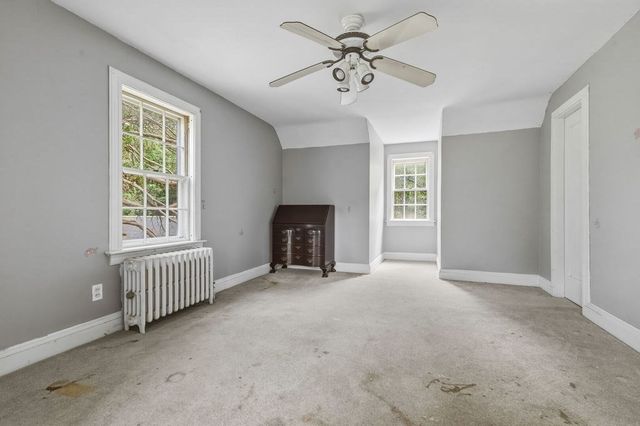 1248 Pleasant St, Brockton, MA 02301