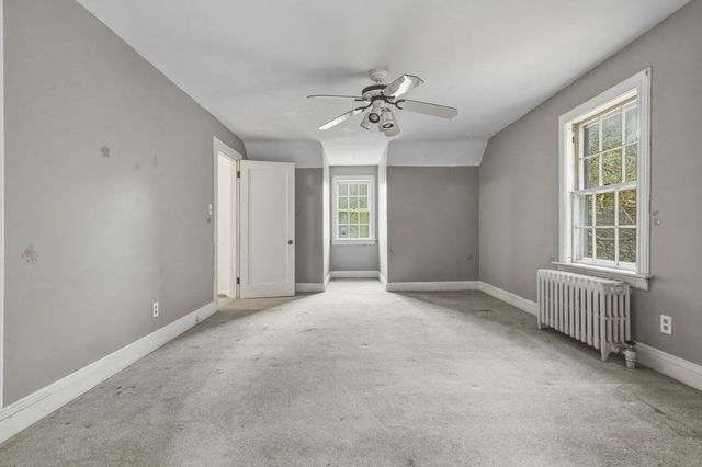 1248 Pleasant St, Brockton, MA 02301