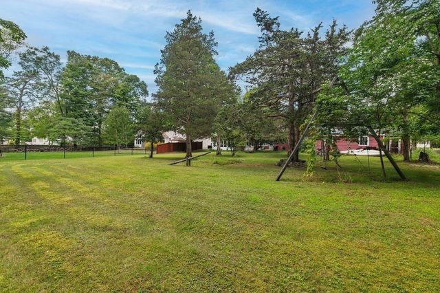 1248 Pleasant St, Brockton, MA 02301
