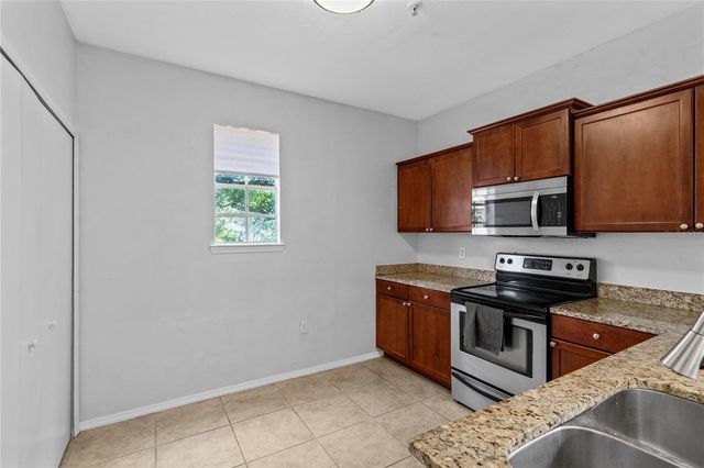 114 VISTA VERDI CIRCLE 216, Lake Mary, FL 32746
