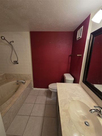 6006 Marvin Loving Drive 101, Garland, TX 75043