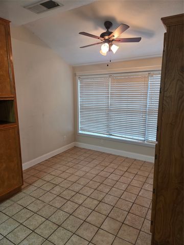 6006 Marvin Loving Drive 101, Garland, TX 75043