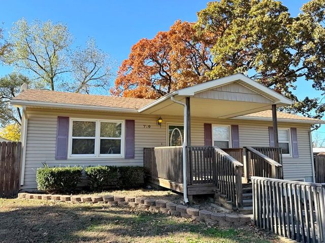 710 S Park Street, El Dorado Springs, MO 64744