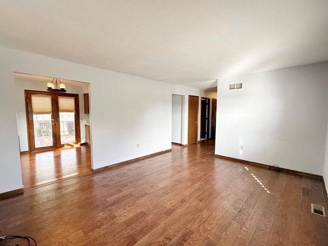 710 S Park Street, El Dorado Springs, MO 64744