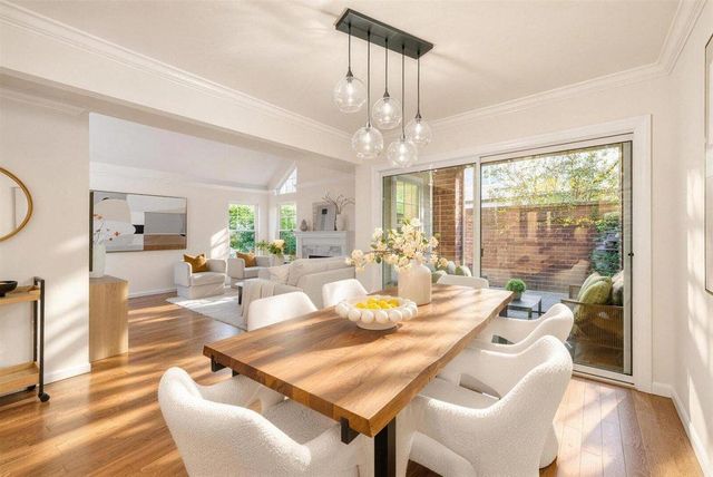 2131 Avy Avenue, Menlo Park, CA 94025