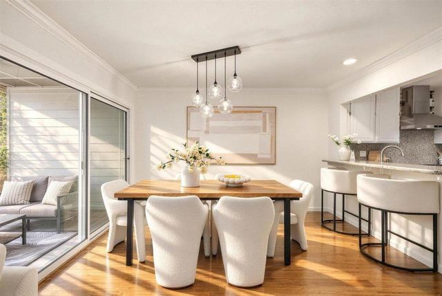2131 Avy Avenue, Menlo Park, CA 94025