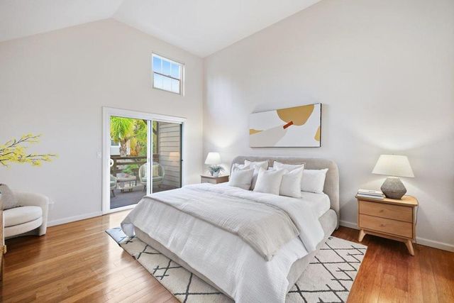 2131 Avy Avenue, Menlo Park, CA 94025