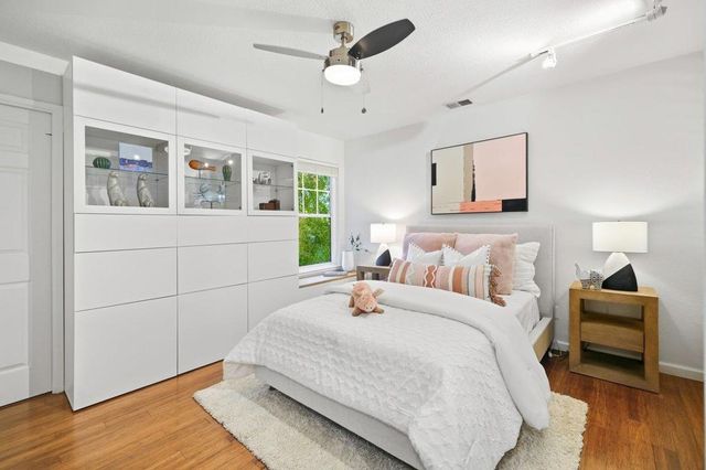2131 Avy Avenue, Menlo Park, CA 94025